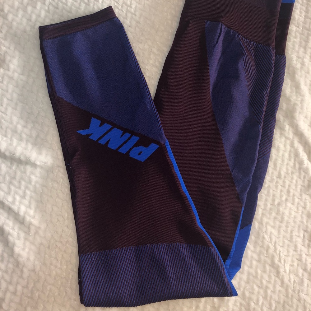 PINK Victoria Secret Leggings - Picture 5 of 5